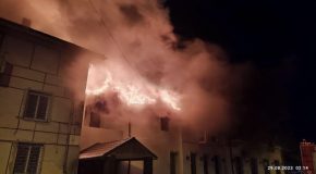 Intervenție la incendiu de mare amploare produs la un restaurant cu parter şi etaj din municipiul Călăraşi